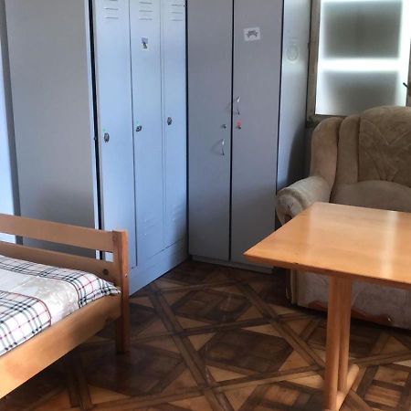 Hostel Mif Ivano-Frankivsk Extérieur photo