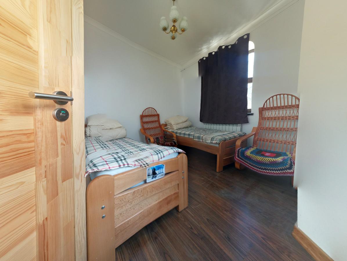 Hostel Mif Ivano-Frankivsk Extérieur photo
